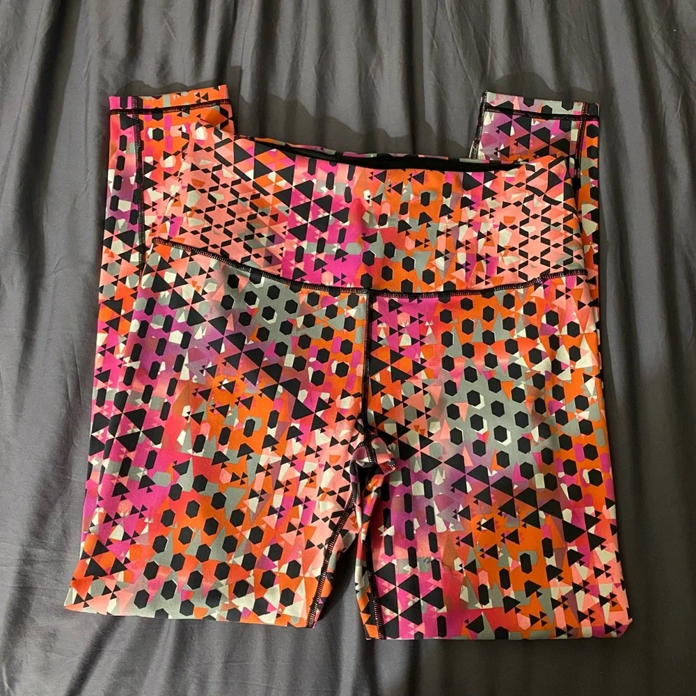 Victoria’s Secret leggings and tank Large - Picture 2 of 5